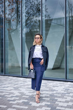 画像をギャラリービューアに読み込む, Pinstripe Cargo Skirt.