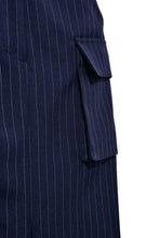 画像をギャラリービューアに読み込む, Pinstripe Cargo Skirt.