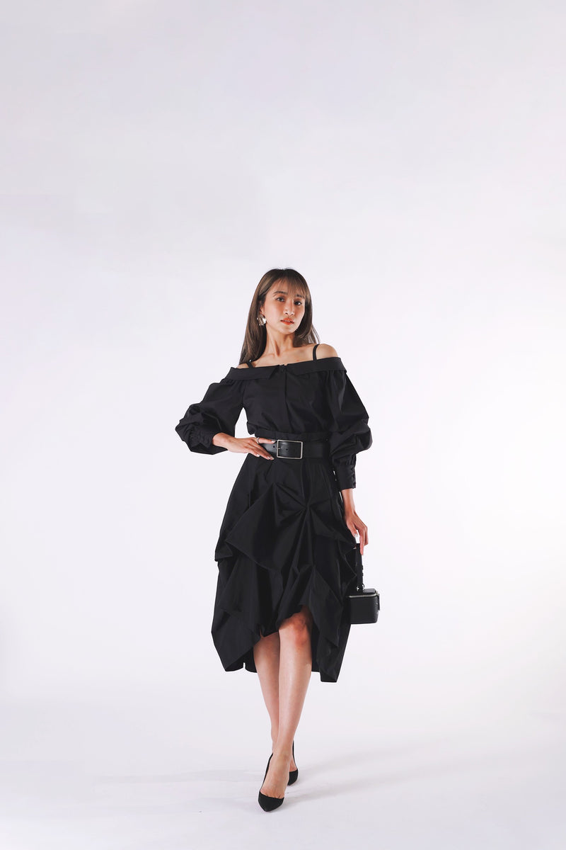 美品。RANDOM-GATHER SKIRT 黒　38 Random Gather Skirt. – Simpti.