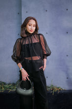 画像をギャラリービューアに読み込む, Puff Sleeve Tulle Blouse.