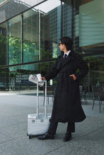 画像をギャラリービューアに読み込む, Weathercross Trench Coat.