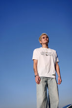 画像をギャラリービューアに読み込む, Embroidery T-shirt "IN YOUR HEART"