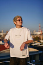 画像をギャラリービューアに読み込む, Graphic T-shirt "To live, nothing more."