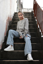 画像をギャラリービューアに読み込む, The ICON Long Sleeve.
