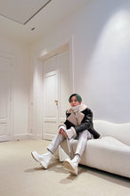 画像をギャラリービューアに読み込む, Chambray Chino Tapered Pants.