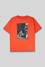 画像をギャラリービューアに読み込む, Graphic T-shirt "Beyond The Era"